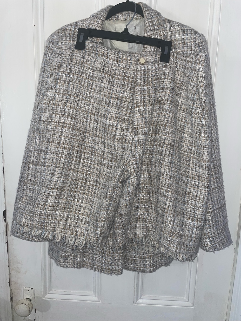 Classic Tweed Women's Shorts in Neutral Beige